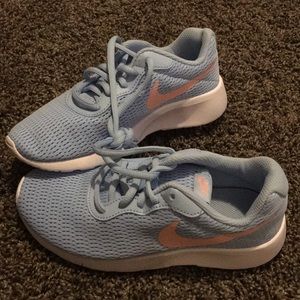 New Nike Girls shoes
